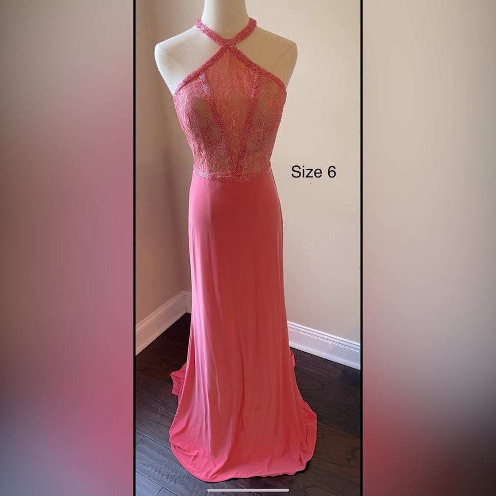 076 Elegant coral Pink Lace Halter Dress